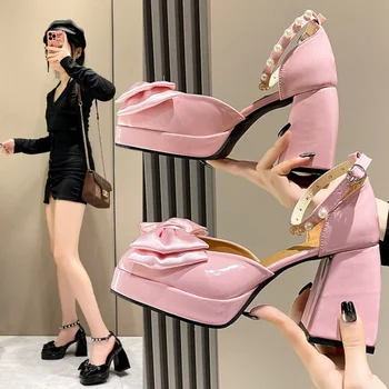 Женские розовые туфли Мэри Джейн в стиле Лолиты, осенние туфли-лодочки из лакированной кожи на низком каблуке, Женские вечерние туфли с ремешками на щиколотках, шелковый галстук-бабочка, Большой размер 42
