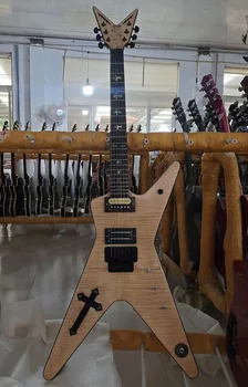 Форма гитары - 6-струнная электрогитара, оригинальный цвет дерева, столешница из огненного клена, черная фурнитура, мост тремоло Floyd Rose